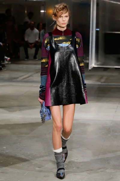 Look 33